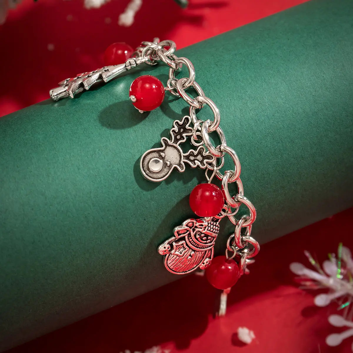 Bracelet à breloques de noël argenté et rouge