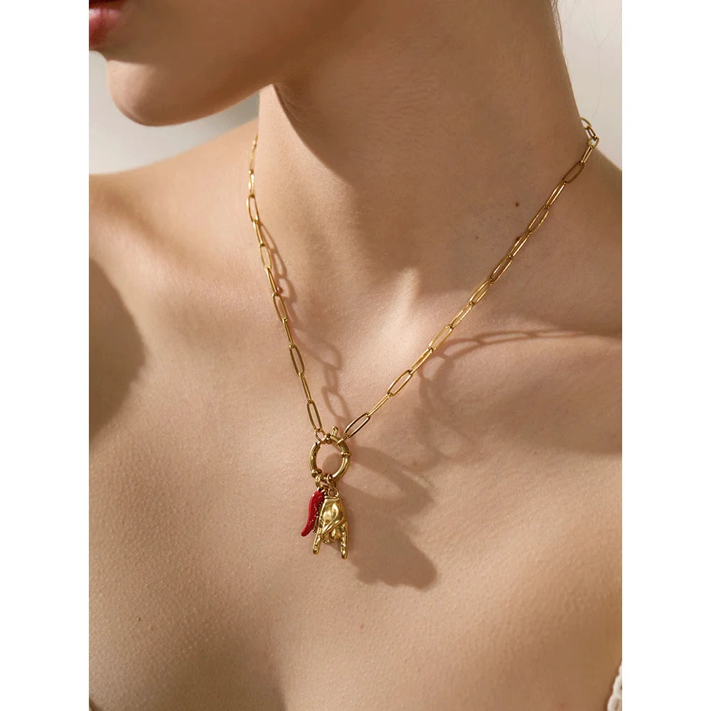 Collier breloque rock doré
