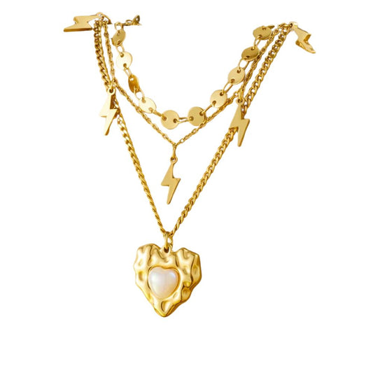 Collier à breloques doré avec coeur et éclairs