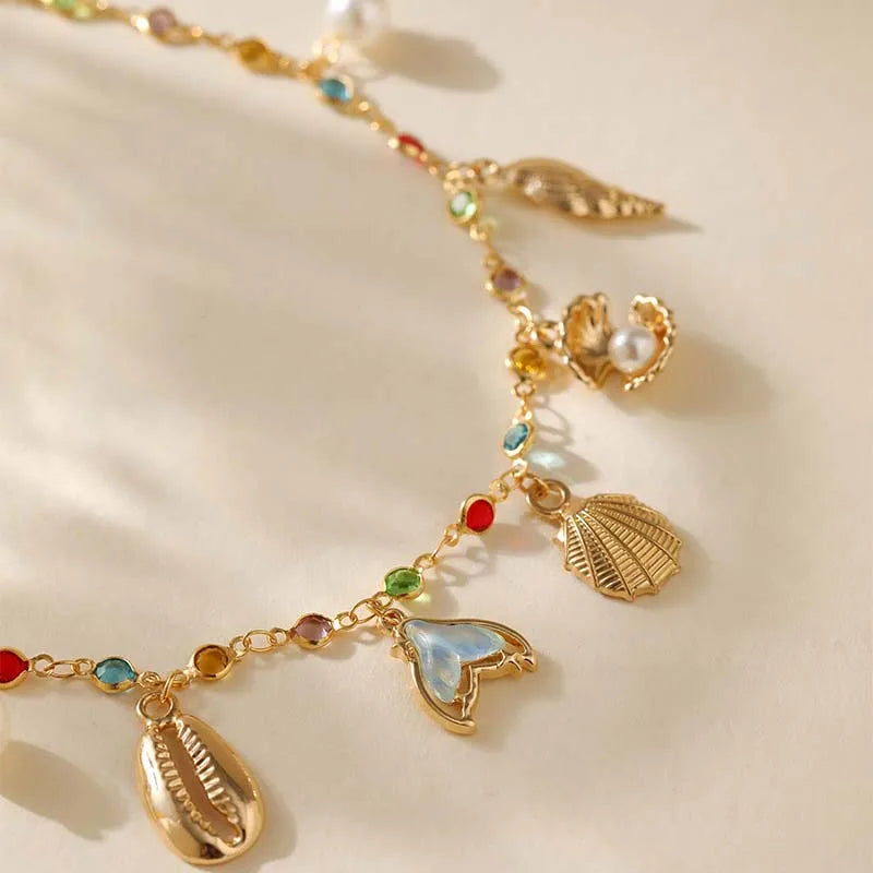 Bracelet breloques de la mer à chaîne et pierres multicolores
