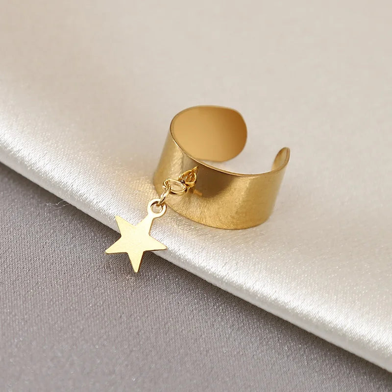 Bague breloque lisse étoile dorée