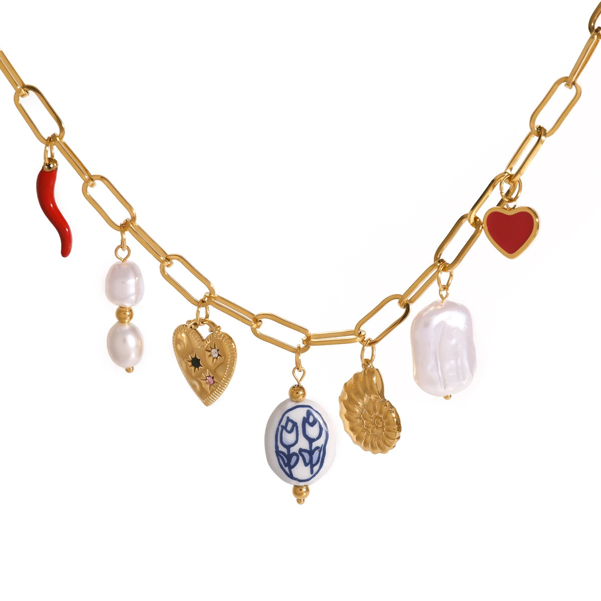 Collier breloques à chaîne dorée