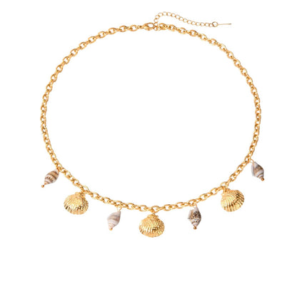 Collier à breloques avec coquillages doré