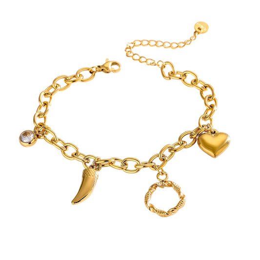 Bracelet breloques doré avec corne