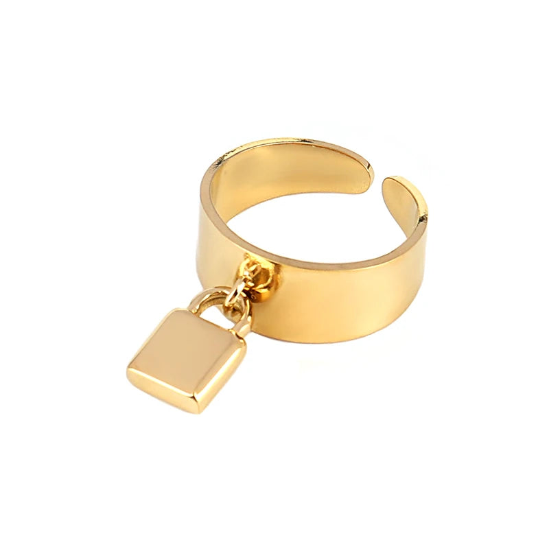 Bague breloque cadenas dorée