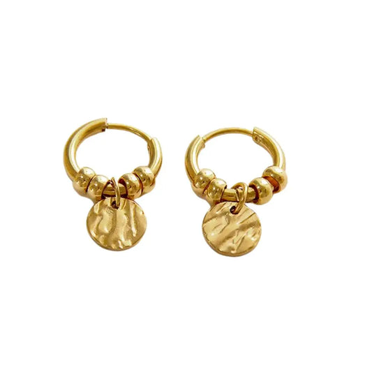 Boucles d'oreilles créoles à breloque médaille et clips dorés