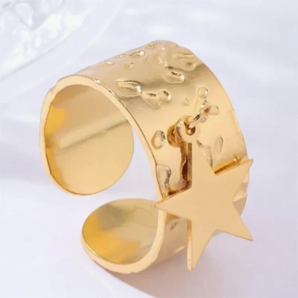 Bague breloque ajustable étoile dorée