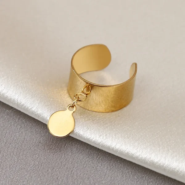 Bague breloque médaille dorée