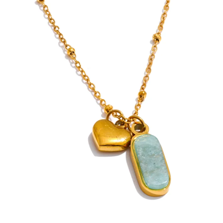 Collier breloque pierre turquoise et coeur doré