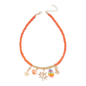 Collier orange à breloques coquillage et sirène