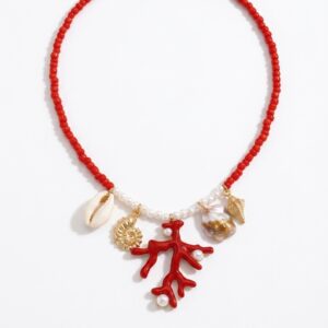 Collier rouge à breloques coquillage et sirène