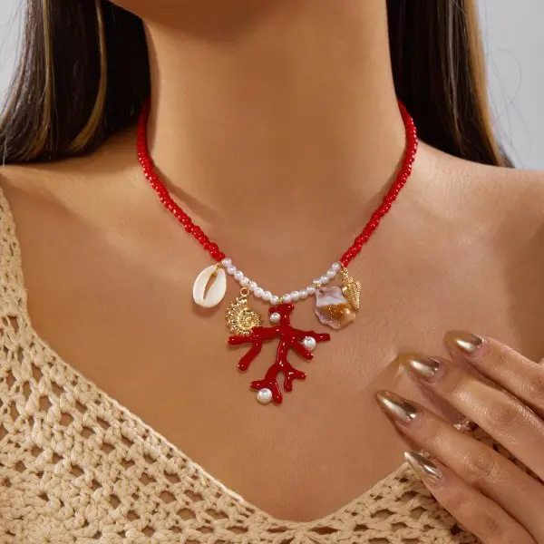 Collier breloques étoile rouge de mer, coquillage et pierres – Image 2