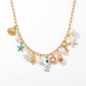 Collier ras-de-cou à multicolore breloques marines et perle